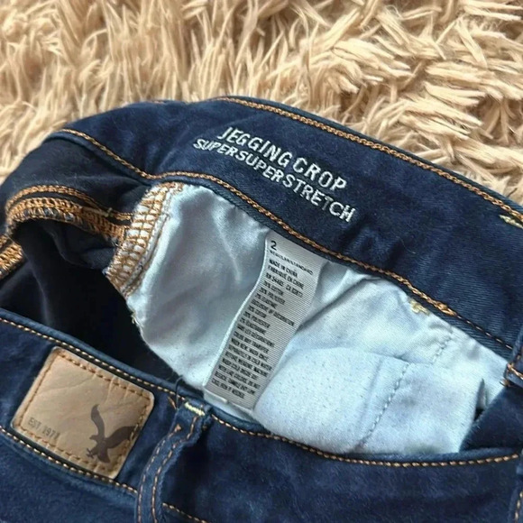 AE Cropped Jeggings (BOGO 1/2 OFF) - Picture 4 of 4